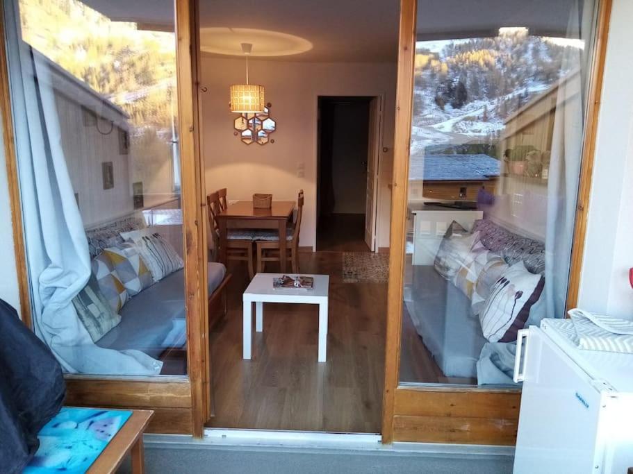 이솔라 2000 2 Pieces Avec Terrasse Et Vue Sur Les Pistes 아파트 외부 사진